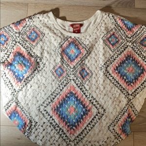 Cute Arizona Jeans shirt for girls